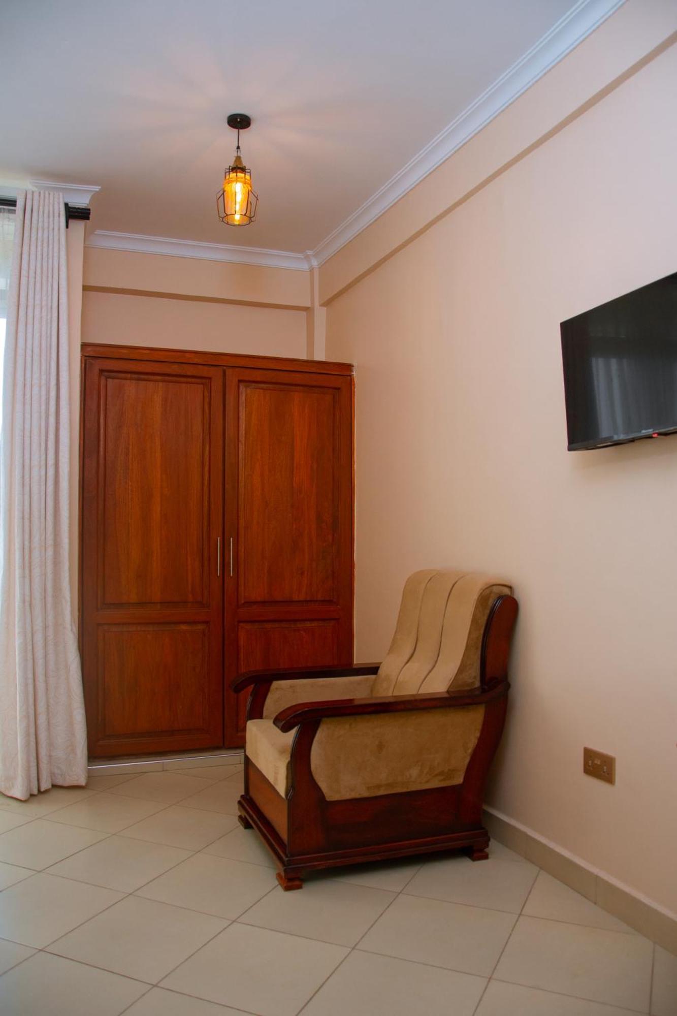 Aves Executive Hotel Arusha Dış mekan fotoğraf