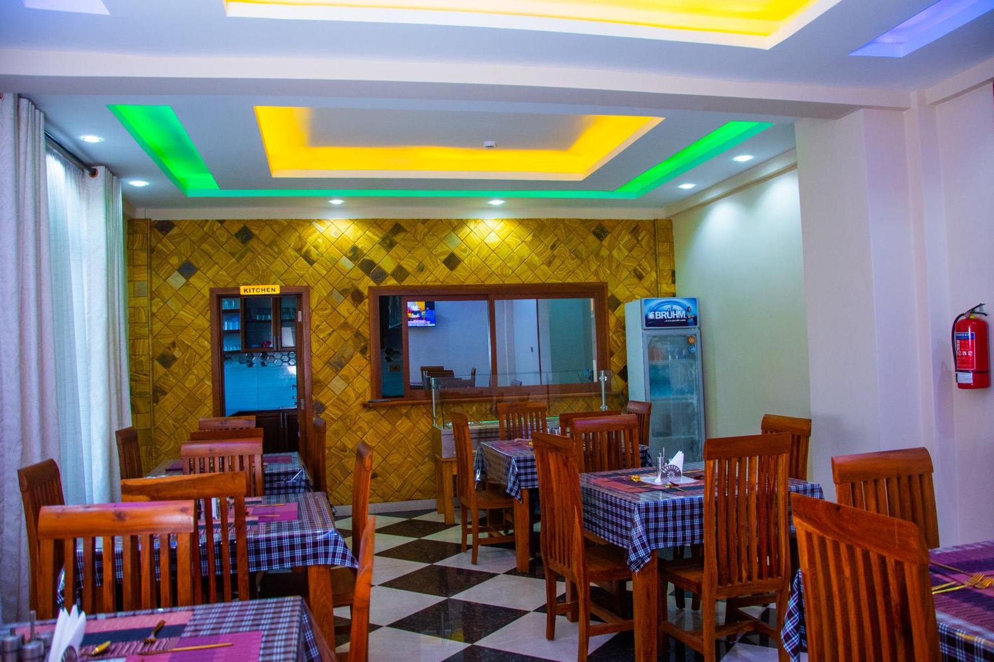 Aves Executive Hotel Arusha Dış mekan fotoğraf
